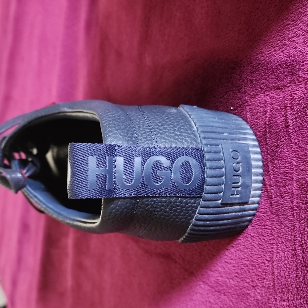 Hugo Boss - Picture 3 of 3